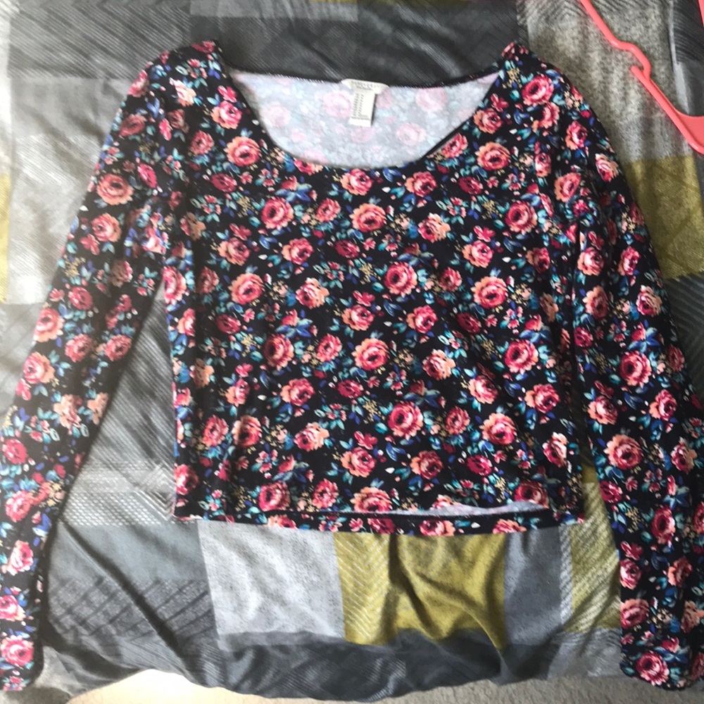 Floral crop top!